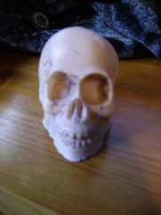 Off-white resin. Northampton 1985. Collected by B. Basura